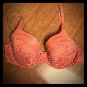 Victoria Secret Body by Victoria bra
